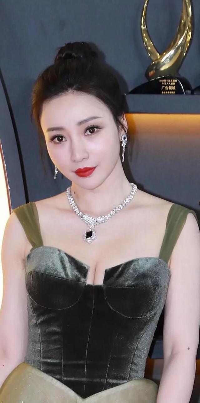 中国女明星性感写真合集，看看你最中意谁？